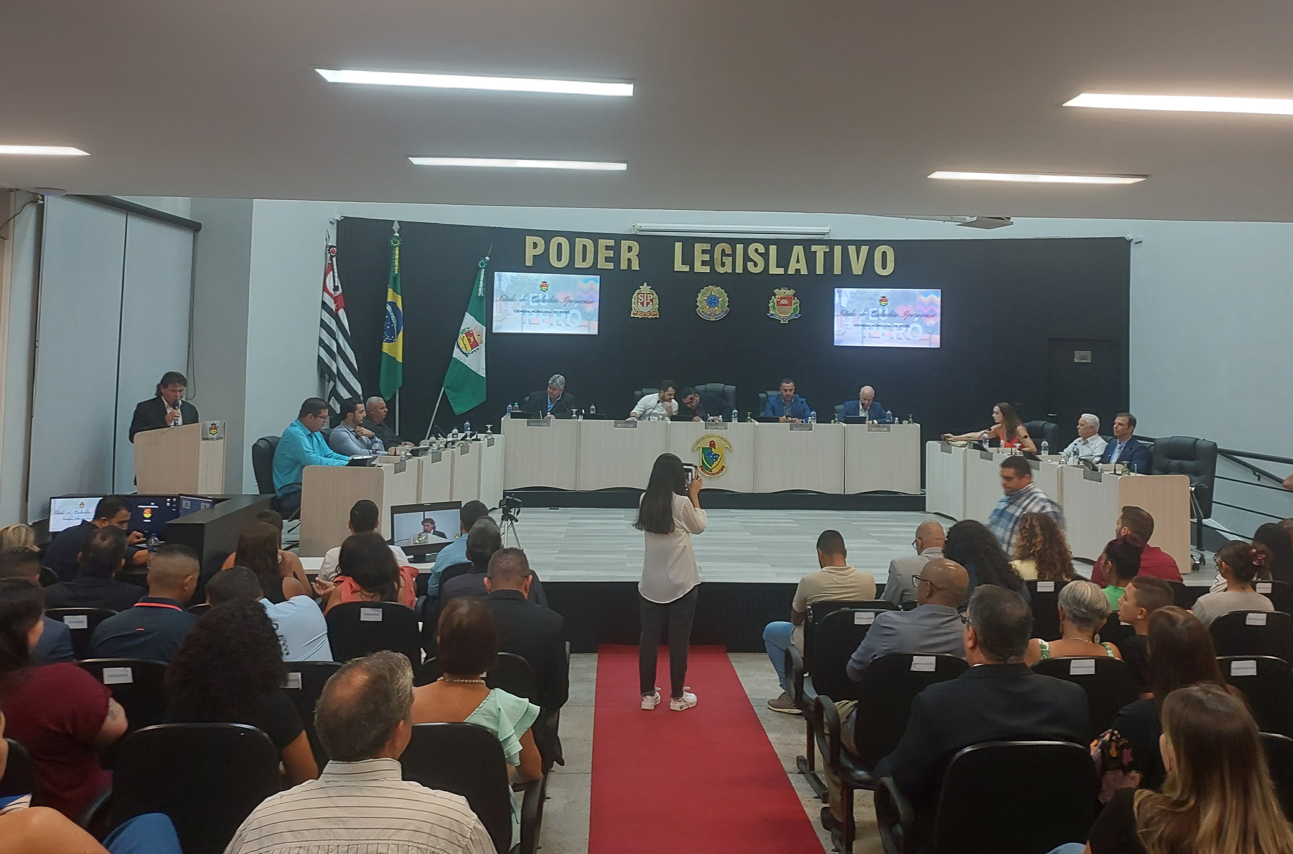 Imagem de capa da Notícia